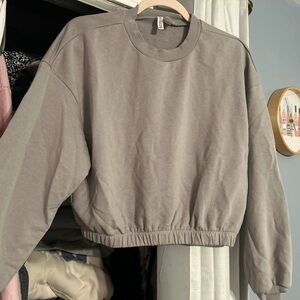 Women’s cropped sweatshirt
